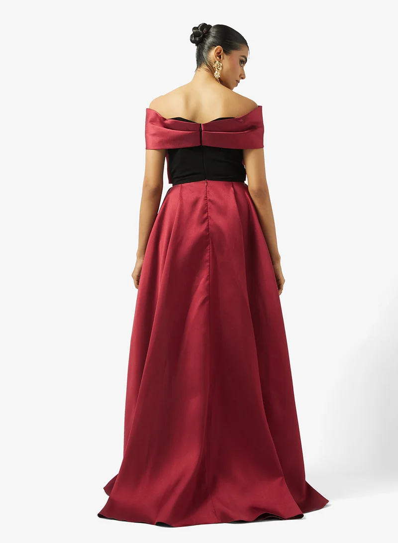 Akadia Fashion RIBBON BUST EXTENDED TAIL TAFFETA DRESS